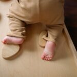 Babys greifen ihre Füße ab wann?