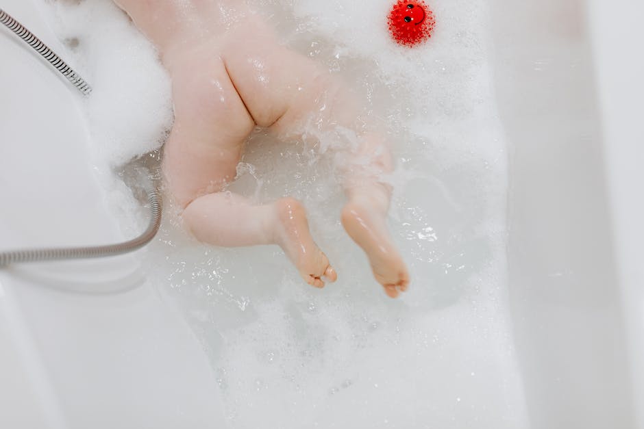  Alt Attribut: Wann sollten Babys zum ersten Mal baden