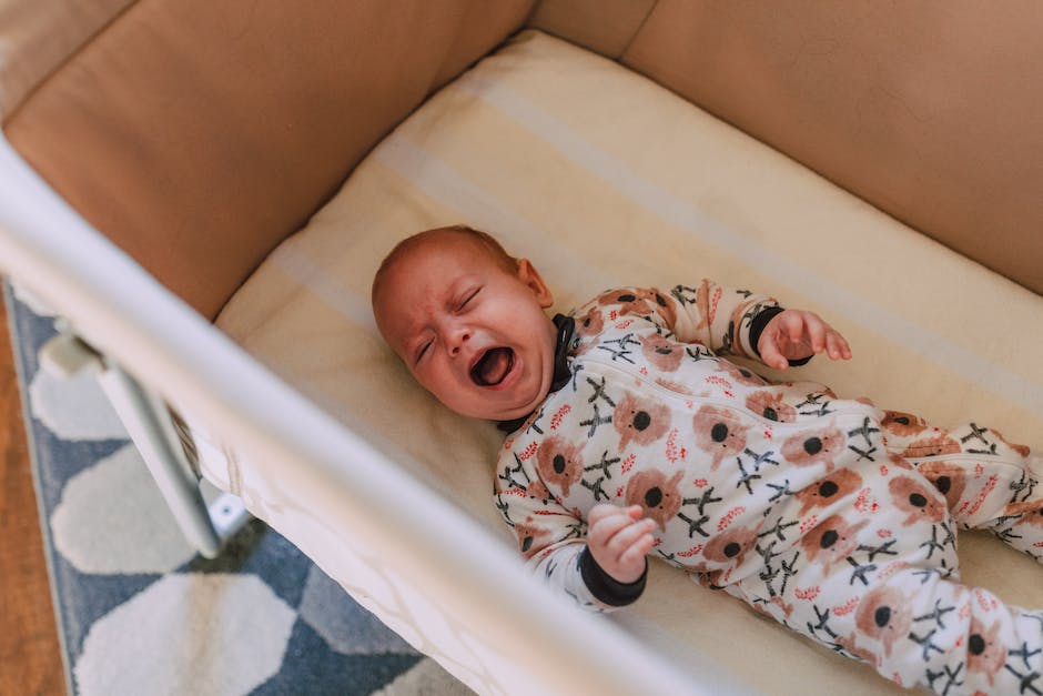  warum weinen Babys wenn sie müde sind - Ursachen und Anzeichen