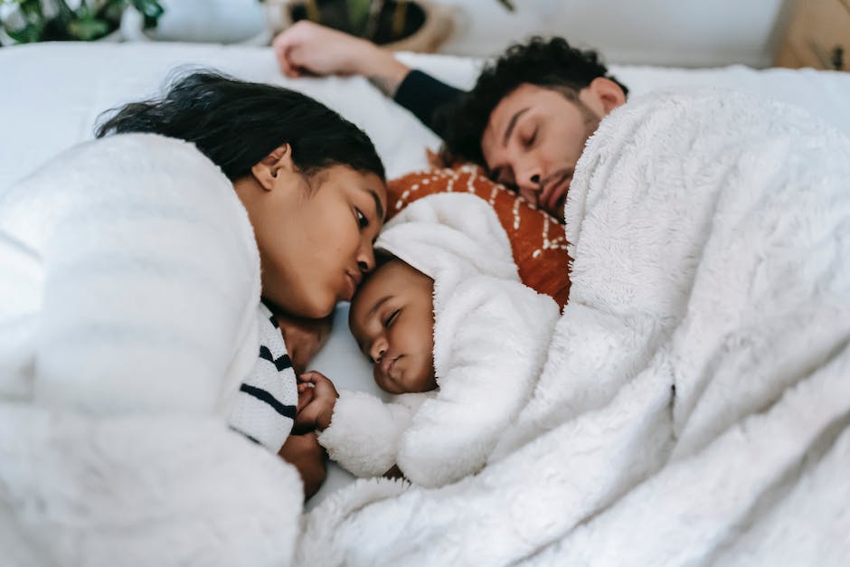  Hilfreiche Tipps für das Einschlafen von Babys