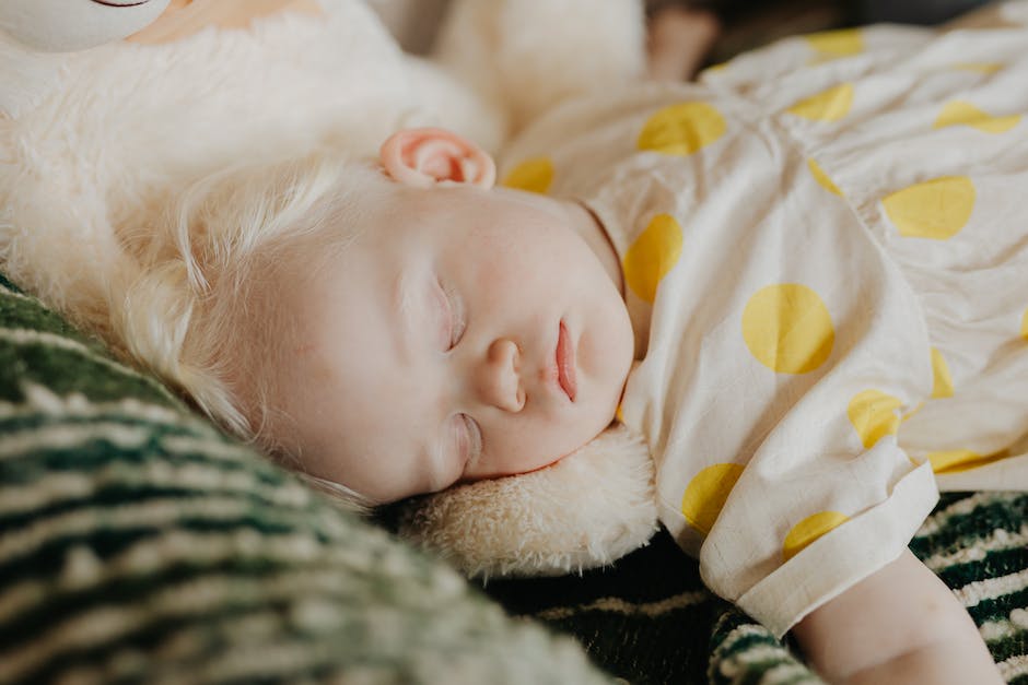 Wie viel Schlaf ein Baby benötigt, ohne zu essen
